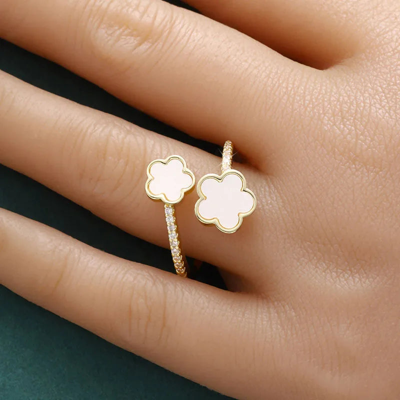 Dazzling Clover Gold Plated Rings for Women Cubic Zirconia Adjustable Simple Plant Flower Ring Fashion Party Wedding Accessories